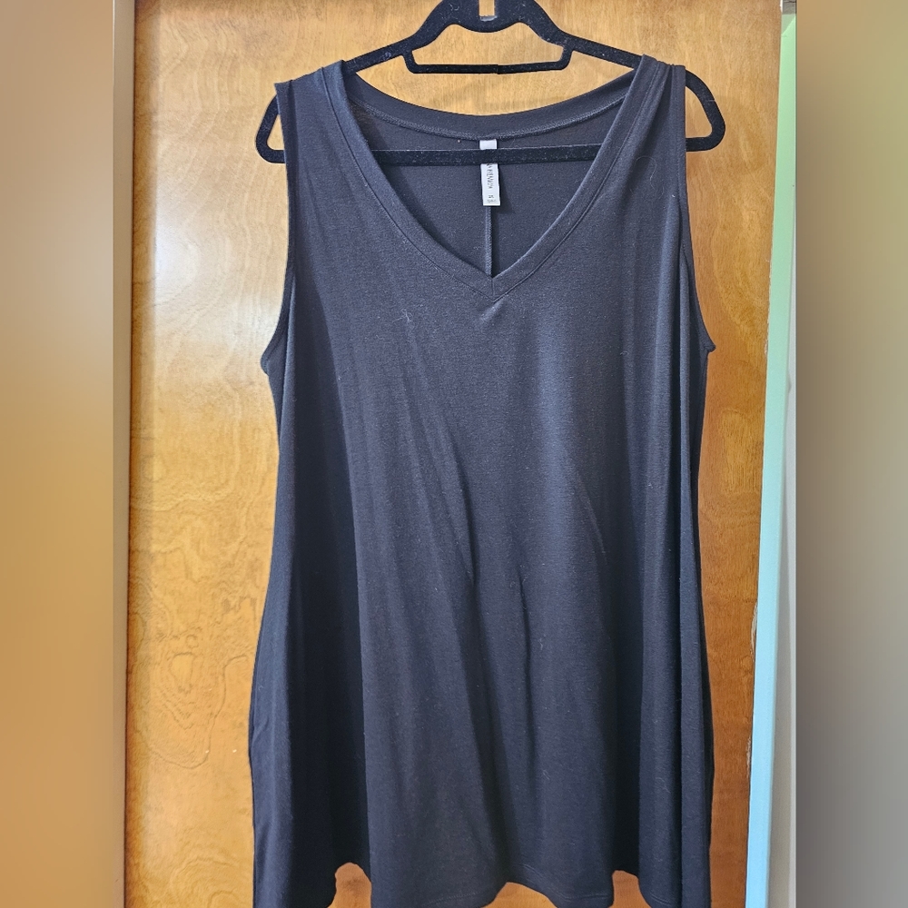 Flowy black tank top